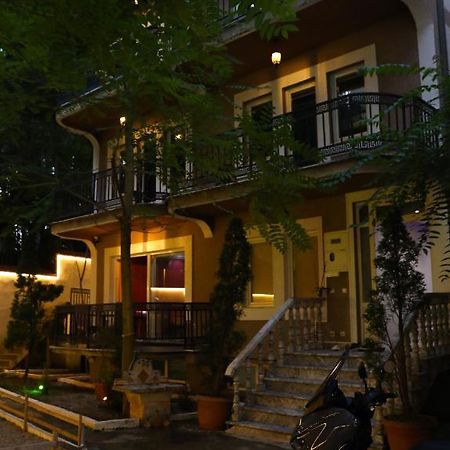 City Park Hostel Prishtinë Exterior photo